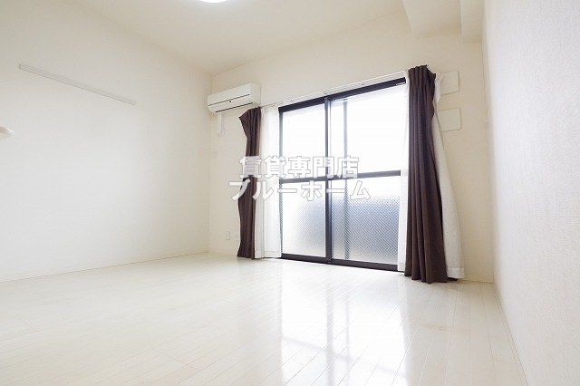 その他部屋・スペース　別角度からの洋室！