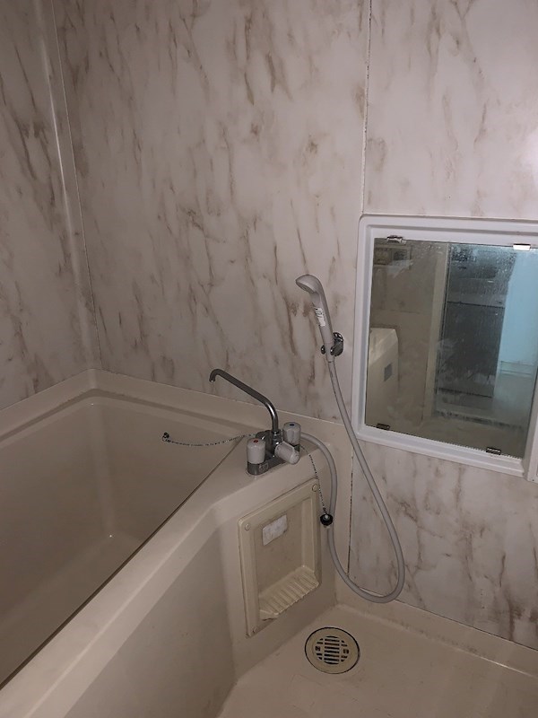 バス・シャワールーム　別部屋参考写真