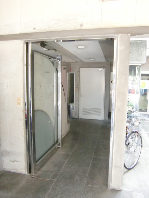 エントランス　★エントランス★