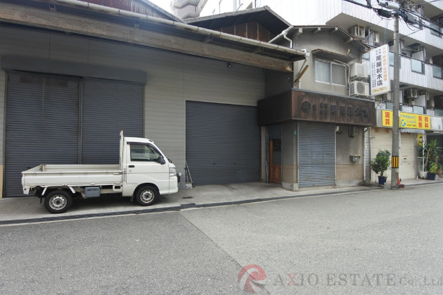 レンタルビデオ　（レンタルビデオ）まで10m