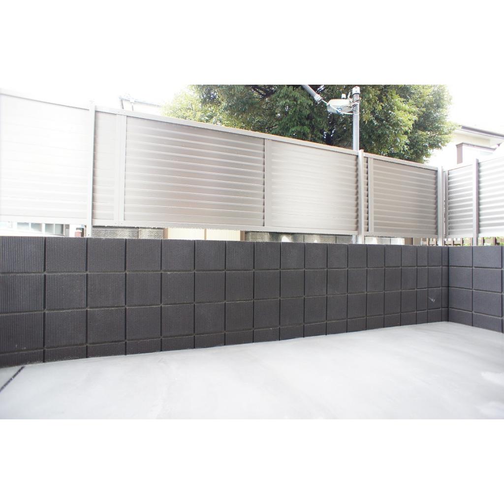 バルコニー　広々とした専用テラス