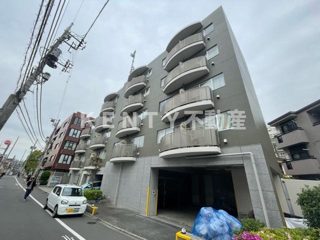 建物外観　落ち着いた雰囲気の外観です
