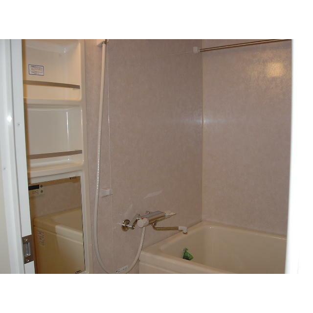 バス・シャワールーム　同タイプ