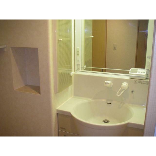 洗面設備　同タイプ