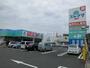 ドラックストア　ドラッグスギヤマ千代田店（ドラッグストア）まで221m