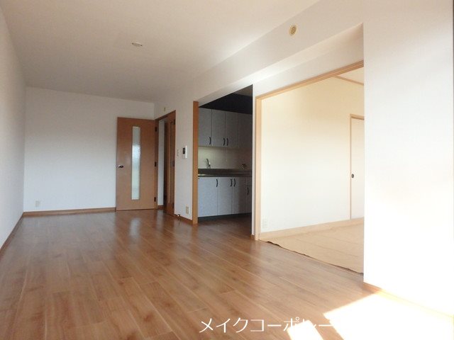 居室・リビング　写真は同型タイプ