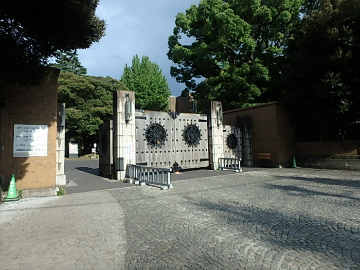 大学・短大　東京大学（大学・短大）まで1489m