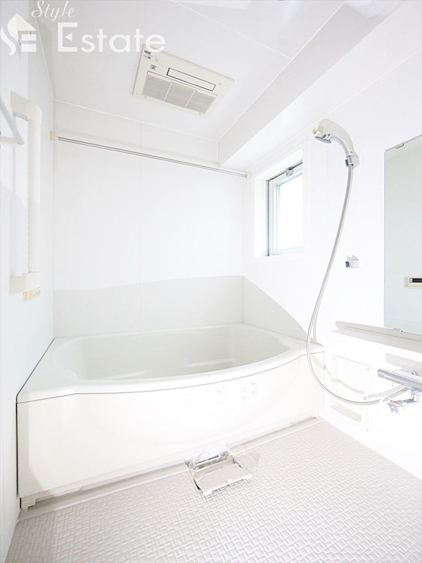 バス・シャワールーム　バスルーム