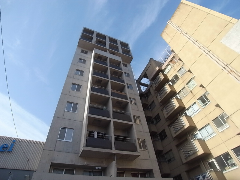 建物外観　外観　オートロック付　オール電化