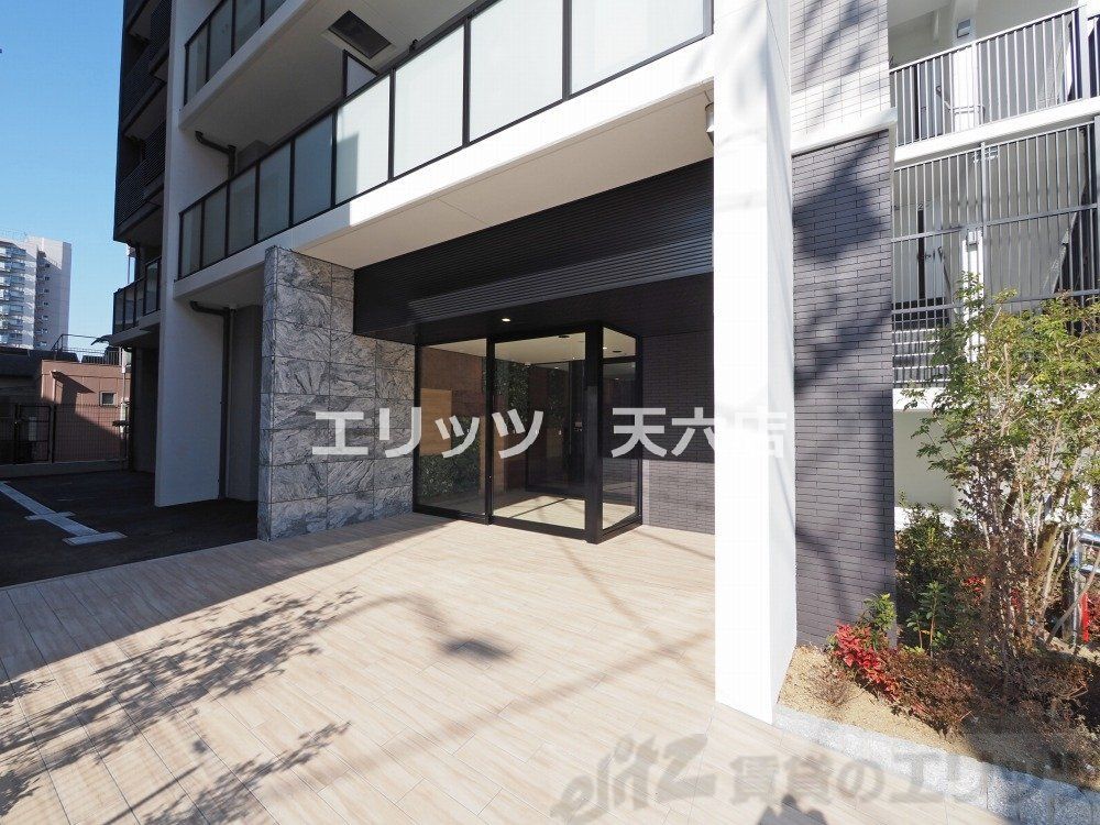 エントランス　エントランス