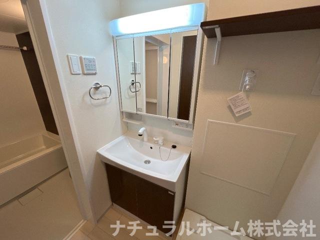 洗面設備　洗髪洗面化粧台