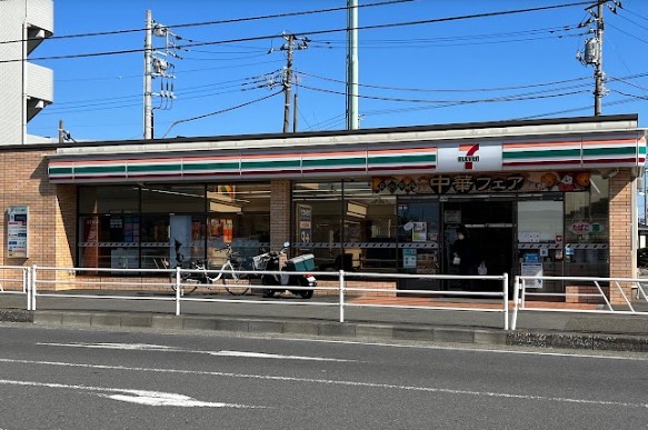 コンビニ　セブンイレブン 大和下鶴間東店（コンビニ）まで1203m