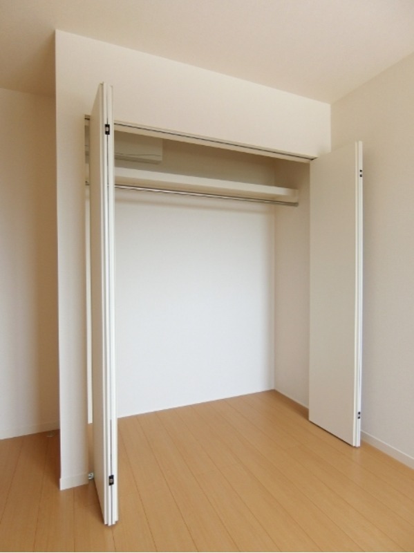 収納　図面と現状に相違がある場合には現状を優先