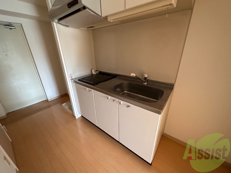 キッチン　システムキッチンですので、すぐにお使い頂けます。
