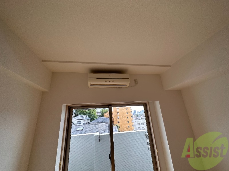 その他設備　エアコンになります。寒暖対策も安心ですね。