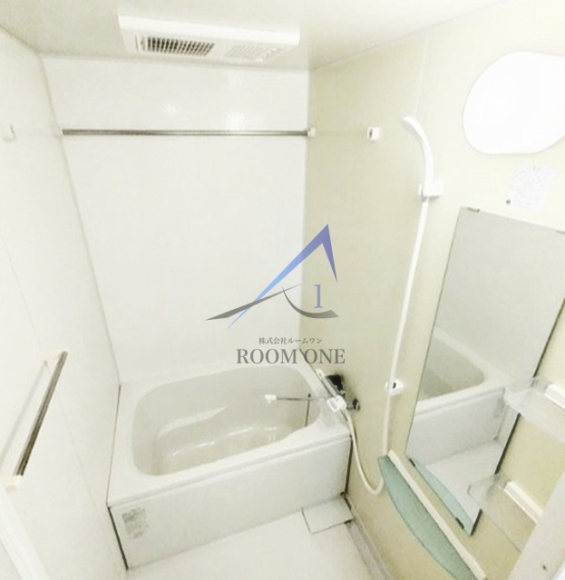 バス・シャワールーム　お風呂です。