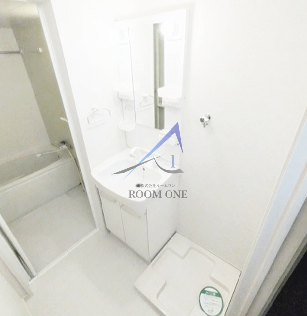 洗面設備　洗面台です。