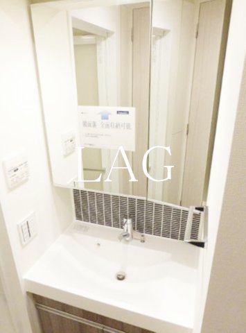 洗面設備　洗面台です。