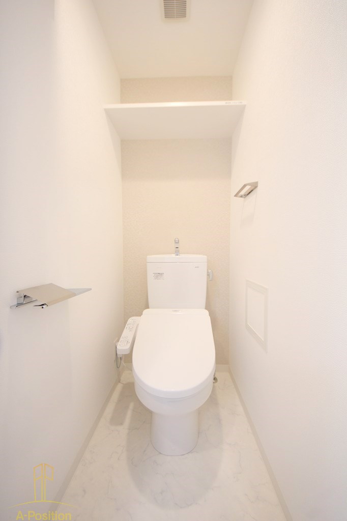 トイレ　エスリード南森町ラグシス