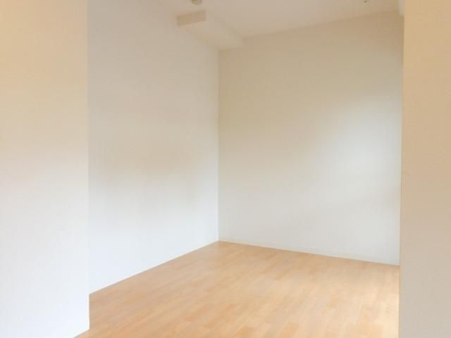 その他部屋・スペース　洋室9.7帖・エアコン