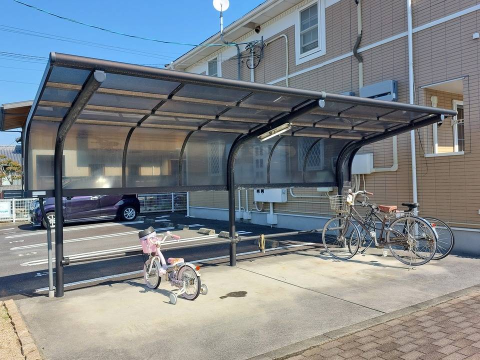 駐車場　駐輪場
