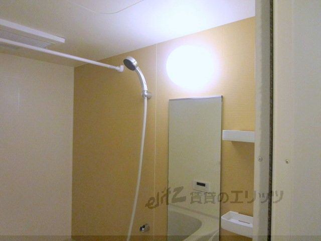 バス・シャワールーム　風呂