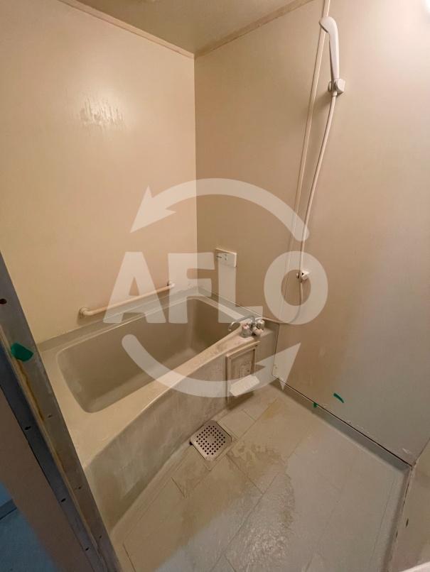 バス・シャワールーム　アイシャレー長居公園　浴室