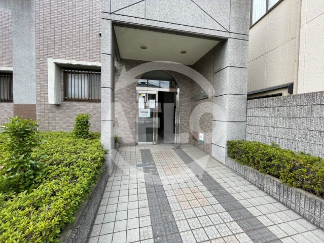 エントランス　アイシャレー長居公園　エントランス