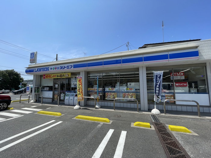 コンビニ　スリーエフ（コンビニ）まで300m