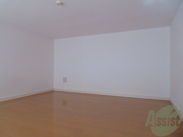 その他部屋・スペース　ロフトがあるのでこちらを寝室にもできますね。