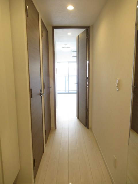 玄関　※参考写真