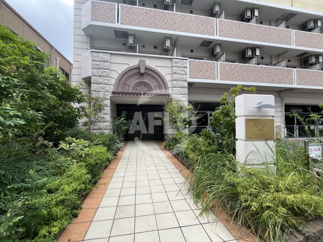 エントランス　アリビオ江坂南金田　エントランス