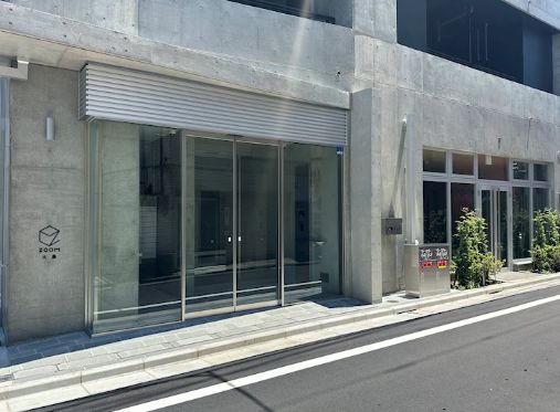 エントランス　清潔なエントランスです