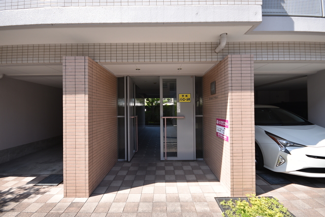 エントランス　エントランス