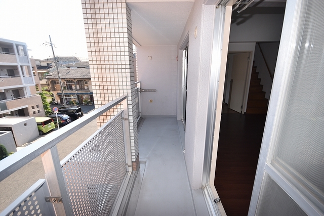 バルコニー　バルコニー