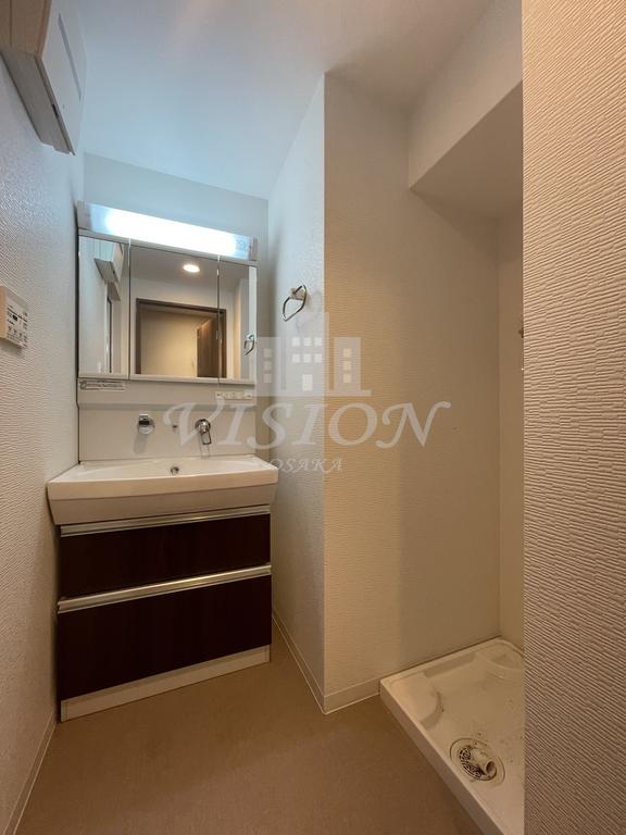 洗面設備　室内写真は別タイプのものです