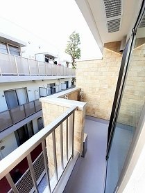 バルコニー　バルコニーがあります