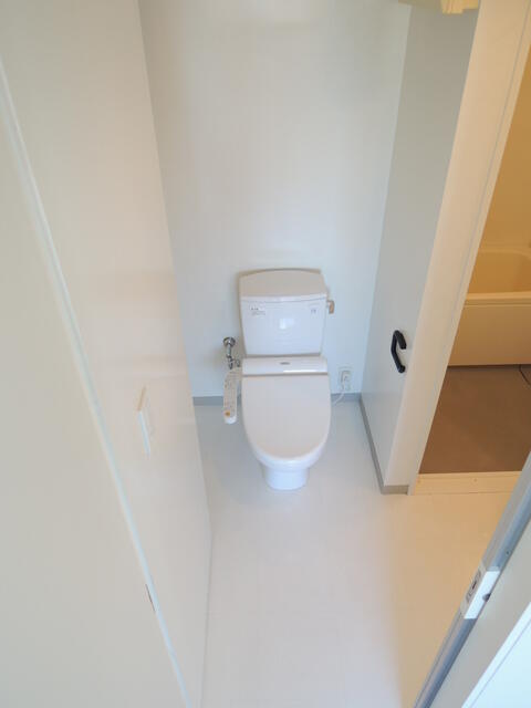 トイレ　※別部屋参考写真