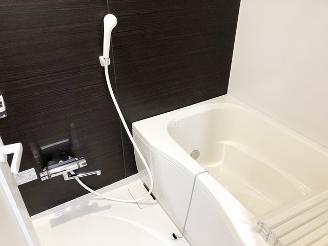 バス・シャワールーム　浴室です☆