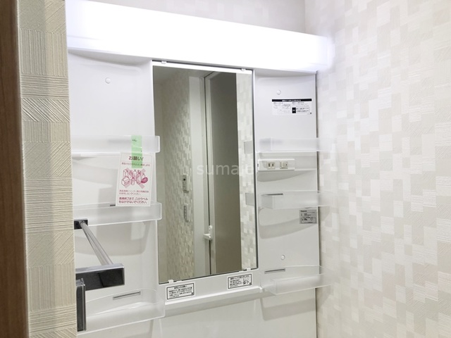 洗面設備　独立洗面台です☆