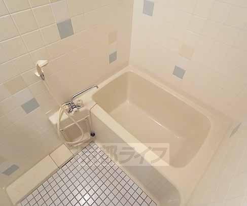 バス・シャワールーム　ファミリータイプのお風呂です！