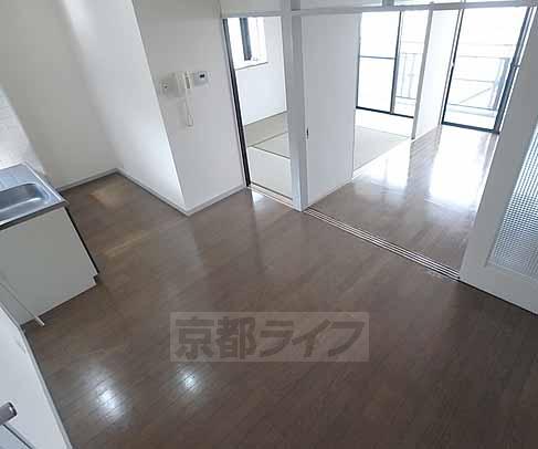 居室・リビング　ダイニングスペースです