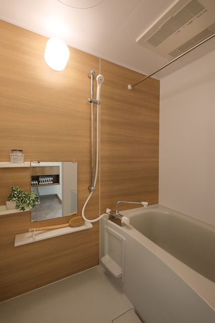 バス・シャワールーム