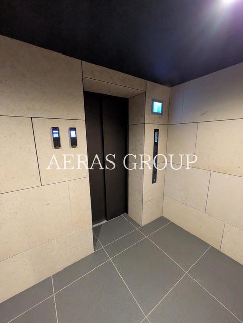 その他　エレベーター付き