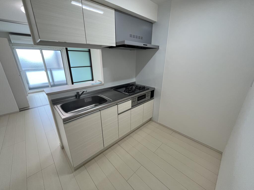 キッチン　※実際はIH2口となります。