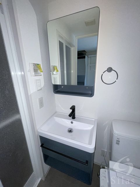 洗面設備　同仕様