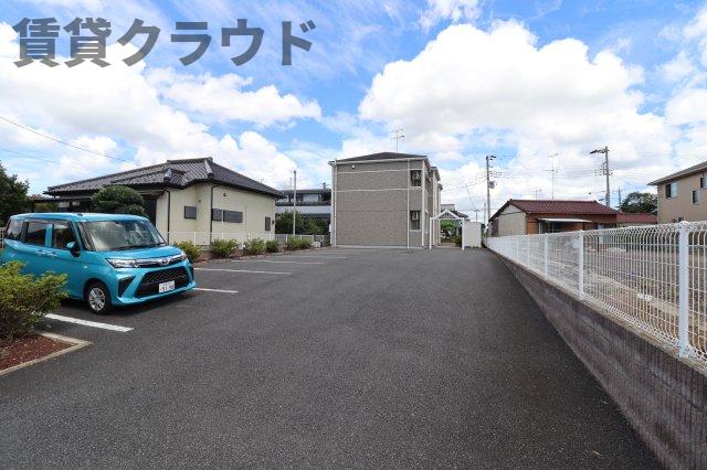 駐車場　駐車スペースもあります