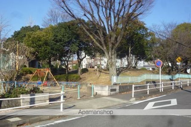 公園　山吹公園（公園）まで160m