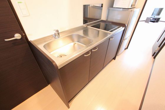 キッチン　※別部屋の写真です