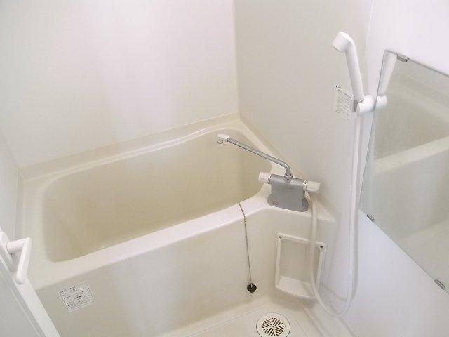 バス・シャワールーム　バスルーム